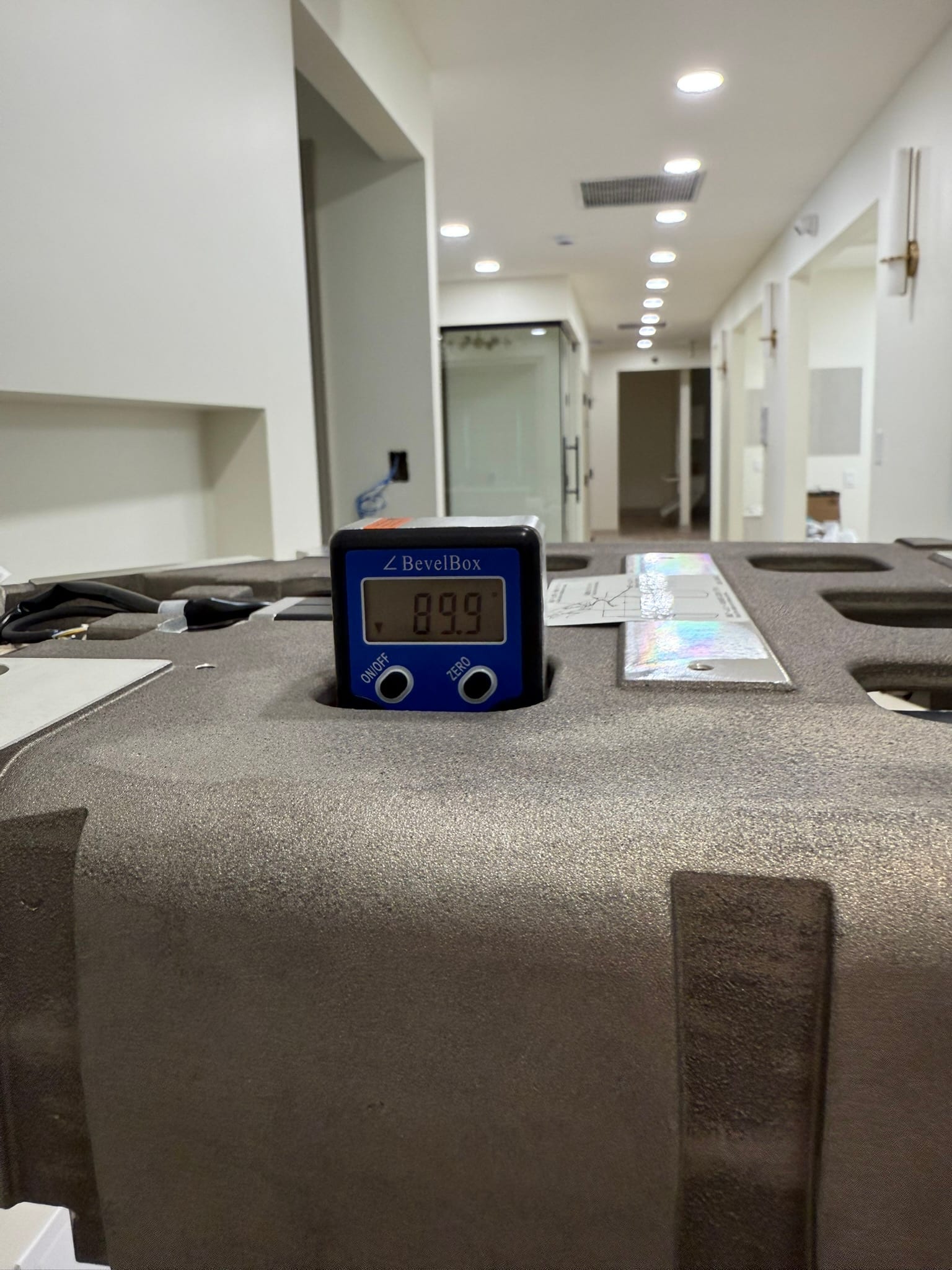 Digital levels provide the best accuracy when leveling a CBCT system.